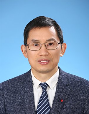 Retrato de Minlie Huang
